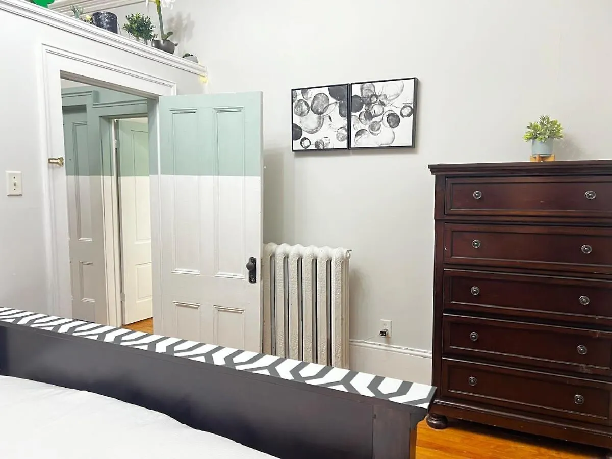 Timeless Comfort, Downtown Living, Apt#2 At The Inglis Heritage Apartment Halifax Canada