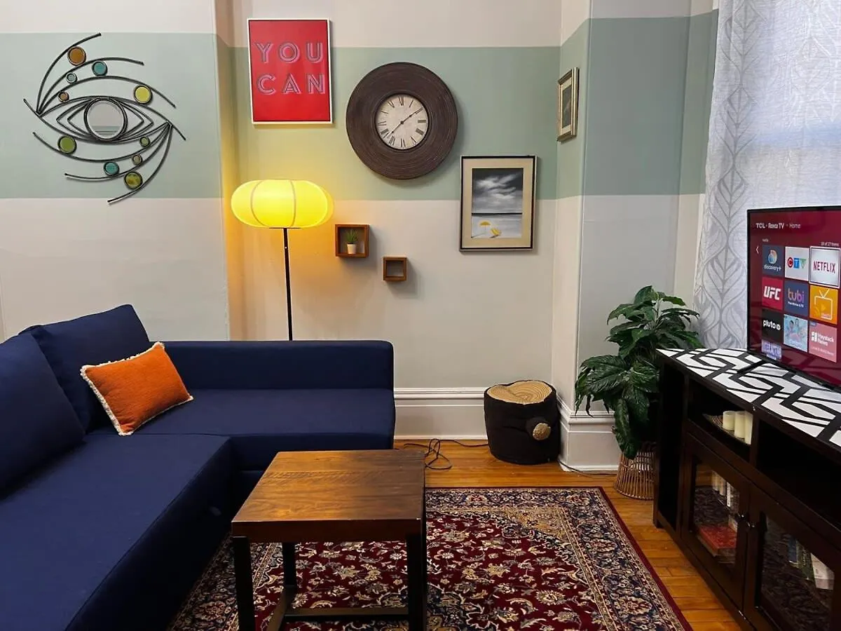 Apartmán Timeless Comfort, Downtown Living, Apt#2 At The Inglis Heritage Halifax