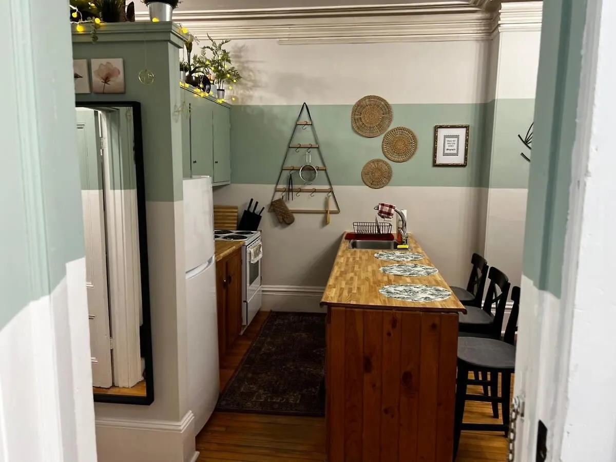 Timeless Comfort, Downtown Living, Apt#2 At The Inglis Heritage Apartment Halifax